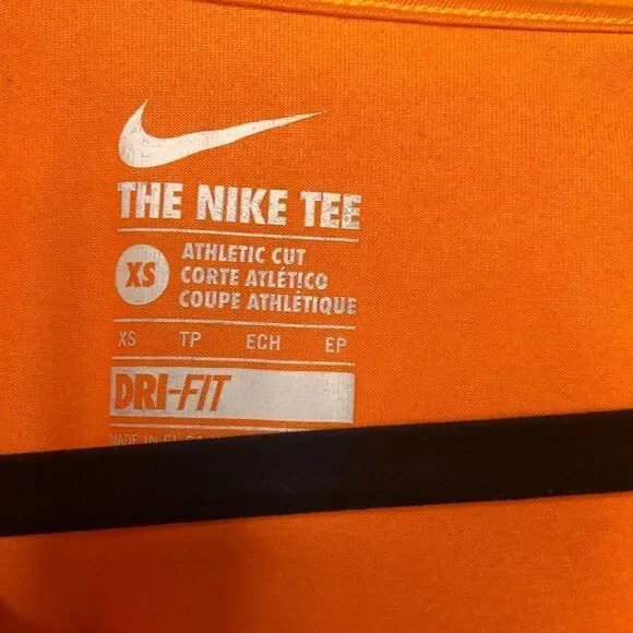 Nike Tee Workout Short Sleeve Shirt - Picture 5 of 6
